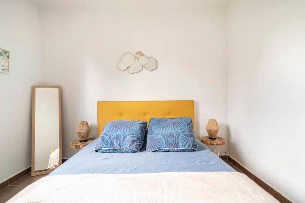 Appartement Avec Jardin Et Terrasse Pres De Paris Mantes-la-Jolie Eksteriør bilde